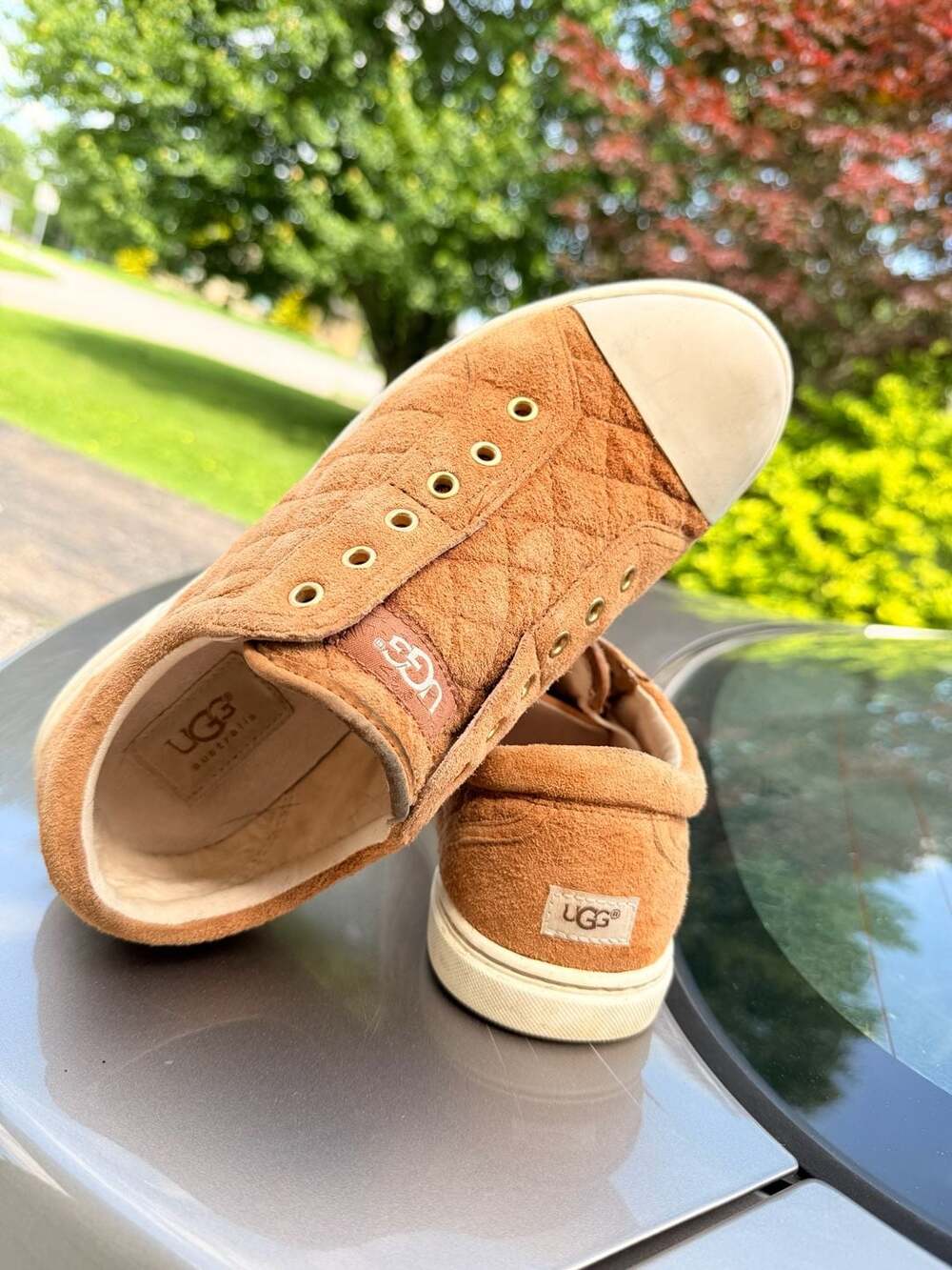 UGG Australia Quilted Suede Sneakers Size 8